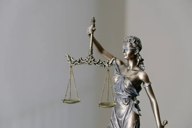 Scales of justice for bail bonds in Charlotte NC